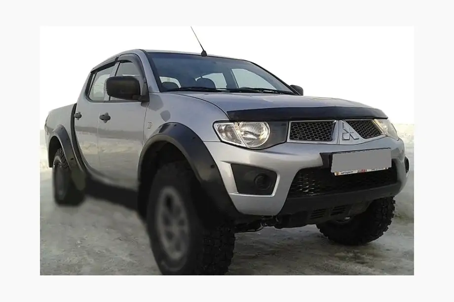 Mitsubishi Pajero Sport 2008-2015 гг. Дефлектор капота (HIC) Фото 1