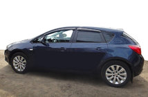 Opel Astra J 2009-2015 гг. Ветровики HB/SD (4 шт, SIM) фото 1