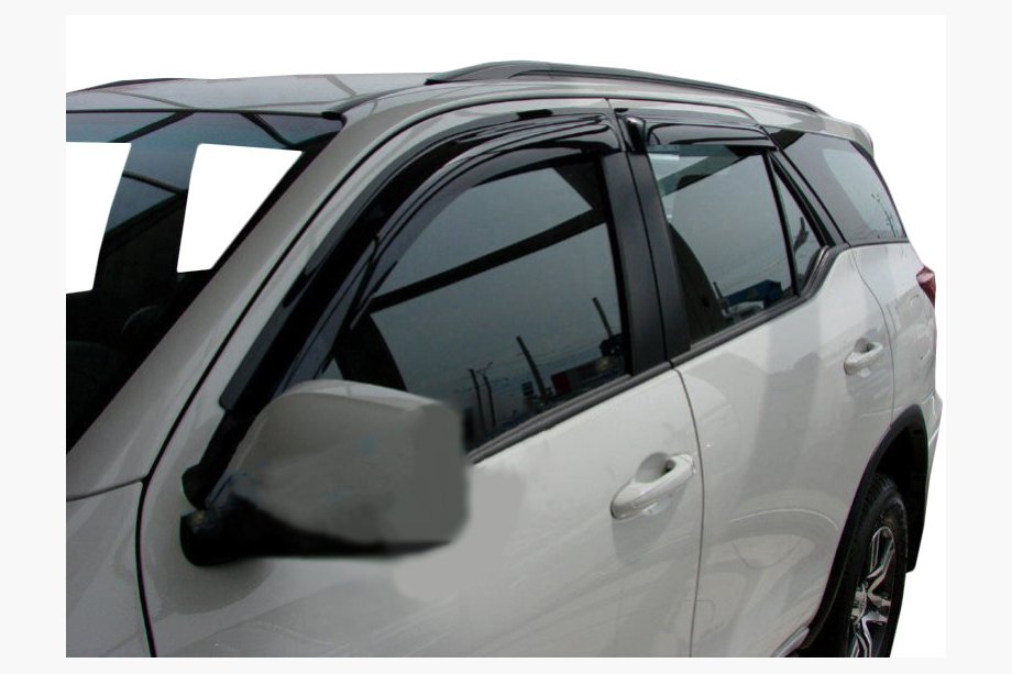 Toyota Fortuner 2015- гг. Ветровики на окна (4 шт, SIM) Фото 1