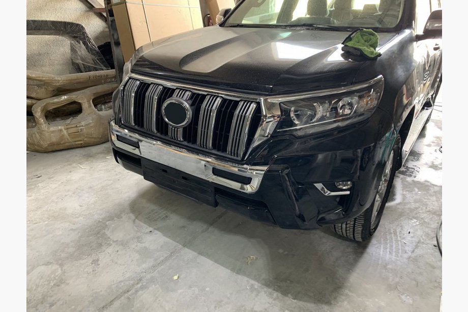 Toyota Land Cruiser Prado 150 2009-2023 гг. Накладка на передний бампер MiddleEast (2017-) Фото 4