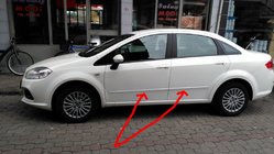 Fiat Linea 2006-2018 гг. Пластиковые дверные молдинги (Комплект) фото 1