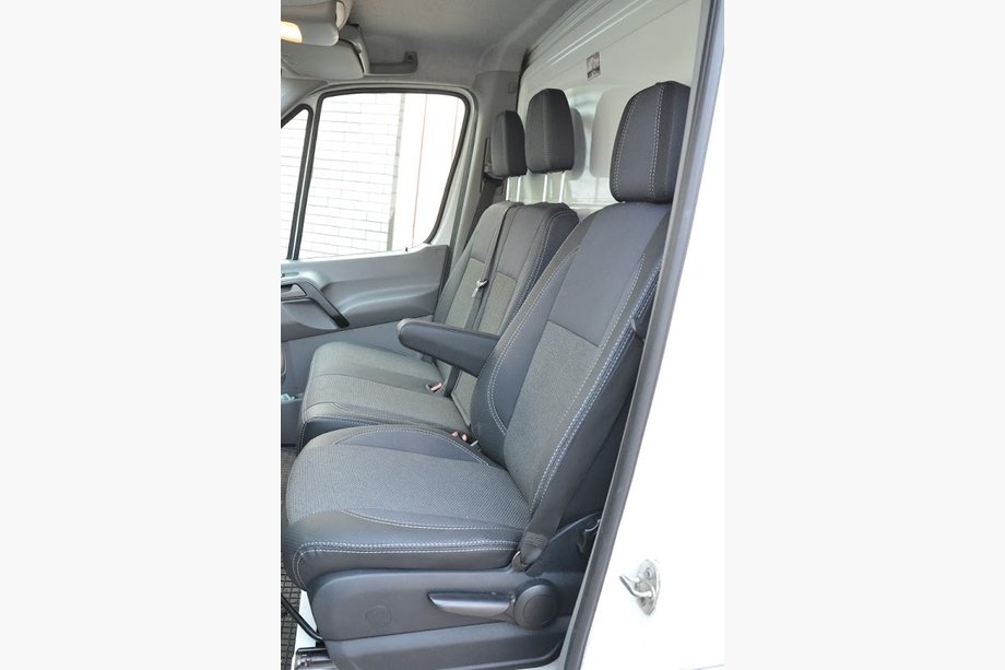 Volkswagen Crafter 2006-2016 гг. Авточехлы (Эко-кожа↗Ткань, Premium) 1↗1 Фото 3