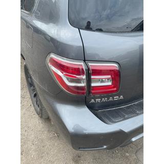 Nissan Patrol Y62 Задние LED фонари ОРИГИНАЛ (комплект, б.у. 2019 год)