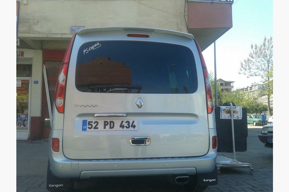 Renault Kangoo 2008–2020 гг. Задний спойлер Anatomico (грунтованный под покраску) Фото 2