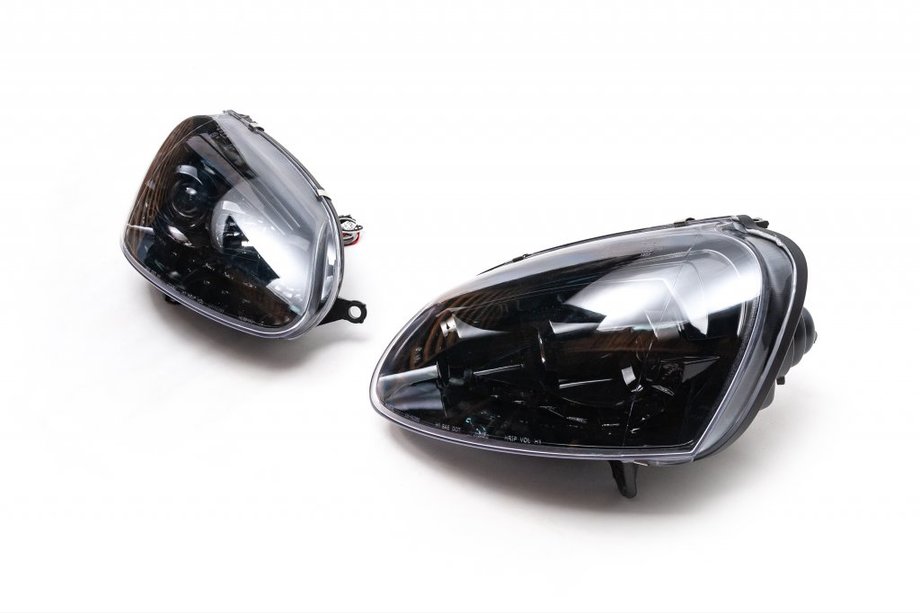 Volkswagen Golf 5 2003-2009 гг. Передние фары с LED огнями Black (2 шт) Image