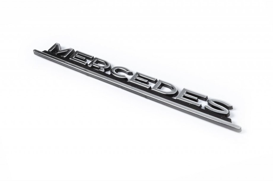 Mercedes E-class W124 1984–1997 гг. Надпись Mercedes (Турция) Image