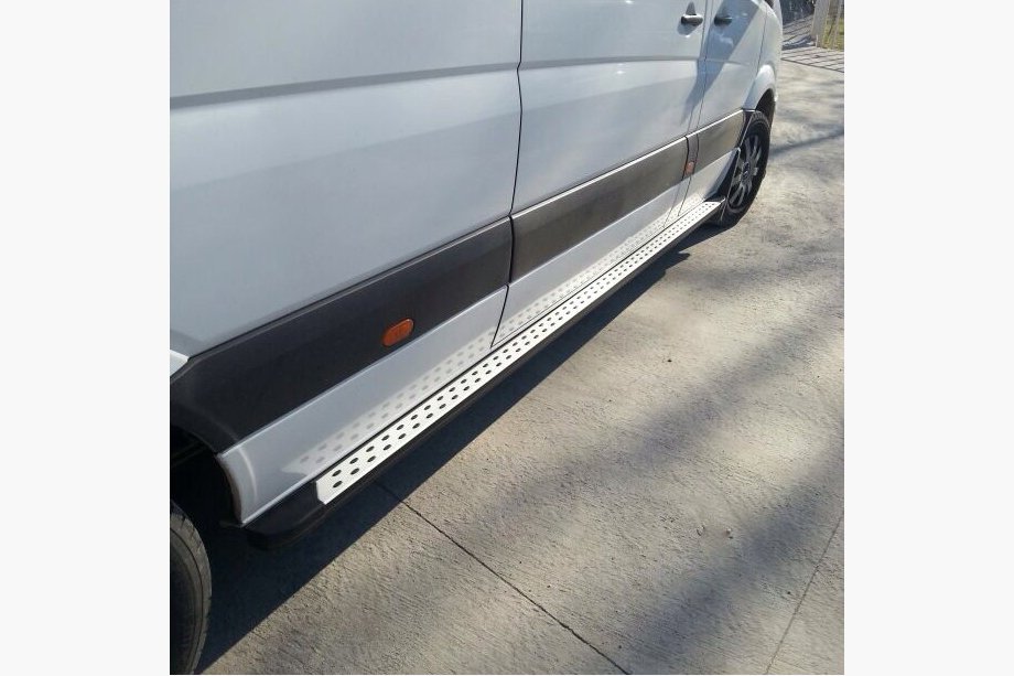 Volkswagen Crafter 2006-2016 гг. Боковые Подножки DOT-Line (2 шт., Алюминий) Image