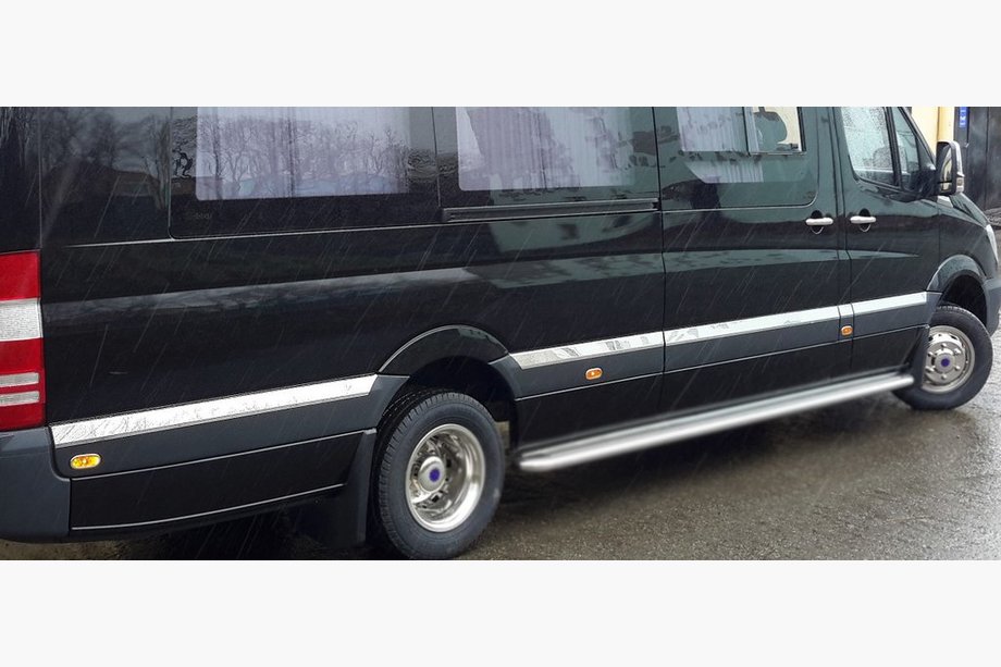 Mercedes Sprinter W906 2006–2018 гг. Накладки на двери из нержавеющей стали Средняя база. OmsaLine - Итальянская нержавейка Фото 3