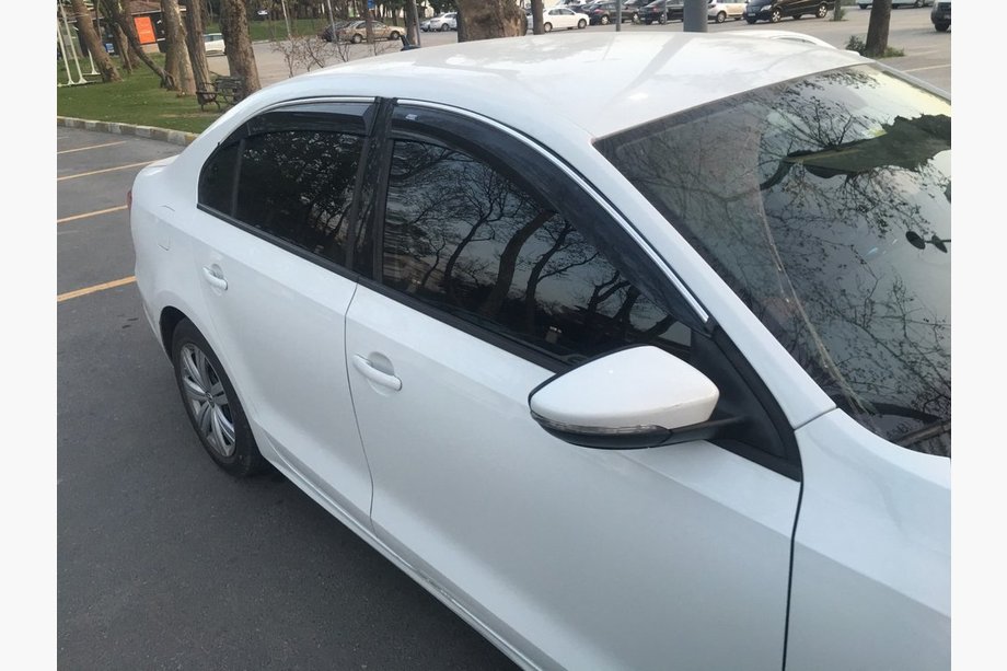 Volkswagen Jetta 2011-2018 гг. Ветровики с хромированной полосой (4 шт, Niken) Фото 2
