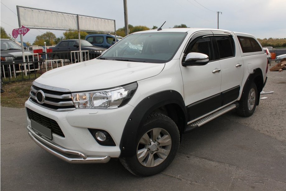 Toyota Hilux 2015- гг. Расширители колесных арок (2015-2020, ABS, на болтах) Image