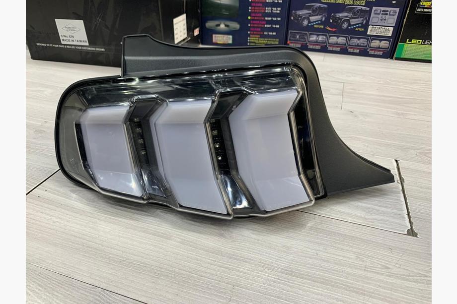 Ford Mustang 2015-2023 гг. Задние Фонари (комплект 2 шт, 2010-2015) Image