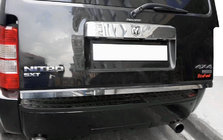 Dodge Nitro 2006-2011 гг. Накладка на багажник нержавейка фото 1