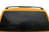 Volkswagen T4 Caravelle/Multivan 1990–2003 гг. Спойлер на крышу со стоп-сигналом Isikli (грунтованный под покраску) фото 1