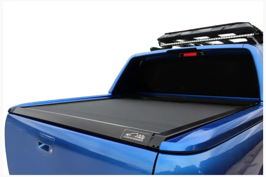 Toyota Hilux 2006-2015 гг. Рулонная крышка Omback Image