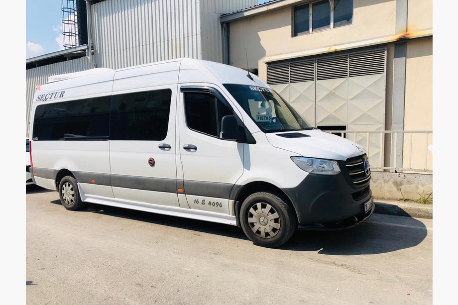 Mercedes Sprinter W907/W910 2018- гг. Комплект порогов (грунт под покраску) L3 - Long (для тюнинга бампера) Фото 2