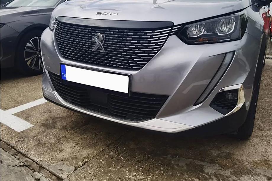 Peugeot 2008 2019- гг. Накладка на передний бампер (2 шт, нержавейка) Фото 1