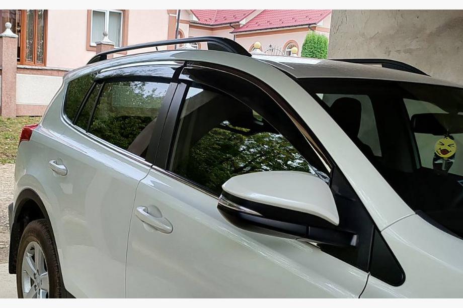 Toyota Rav 4 2013-2018 гг. Ветровики с хромированным молдингом (4 шт, Niken) Фото 4