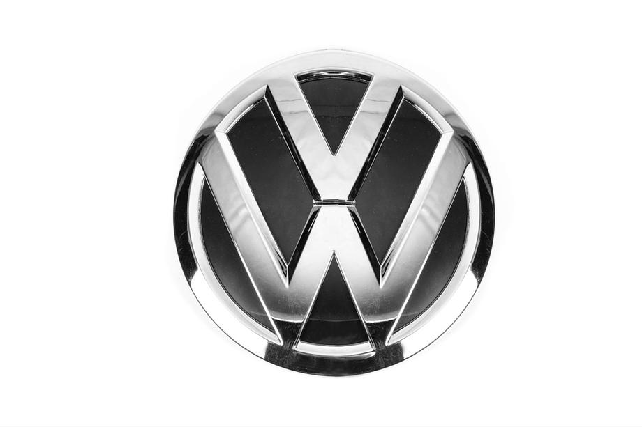 Volkswagen Touareg 2010-2018 гг. Передний значок 2K5 853 600 (2015-2018) Фото 2