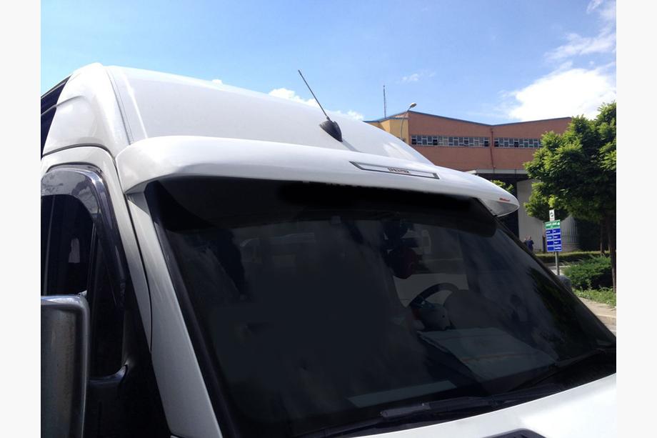Mercedes Sprinter W906 2006–2018 гг. Дефлектор лобового стекла V3 (под покраску, на клей) Image