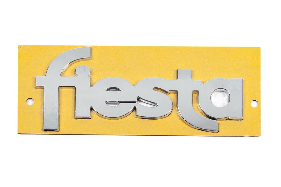 Ford Fiesta 1995-2001 гг. Надпись Fiesta YS61B42528AA (117мм x 52мм) Image