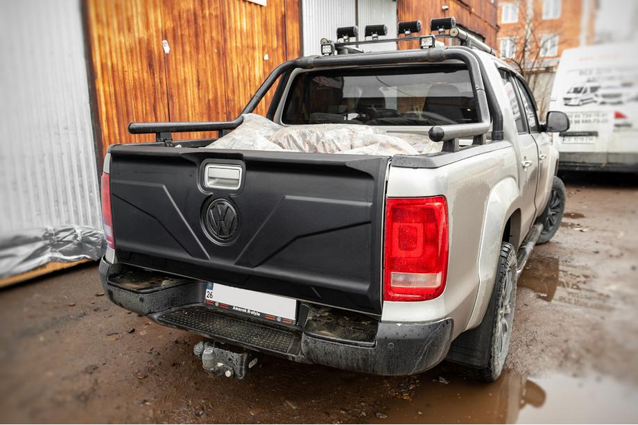 Volkswagen Amarok 2010-2022 гг. Накладка на крышку багажника (ABS) Фото 3