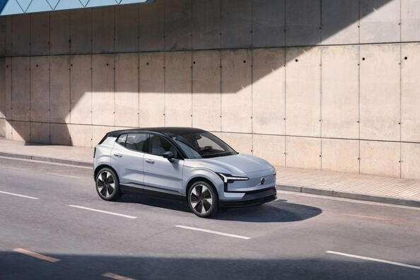 Обзор электрического кроссовера Volvo EX30