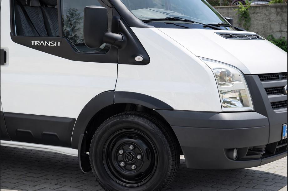 Ford Transit 2000–2014 гг. Расширители арок EuroCap 2006-2013 (6 шт, ABS, короткая база) Фото 2