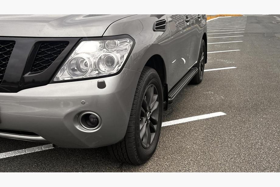 Nissan Armada 2016-2024 гг. Боковые Подножки New Vision Grey (2 шт., Алюминий) Фото 9