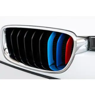 Накладки на решетку радиатора 8-полосную (3 шт) BMW 3 серия F30/F31 2012-2019 гг. фото 1