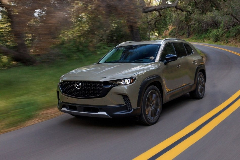 Обзор полноприводного кроссовера Mazda СХ-50