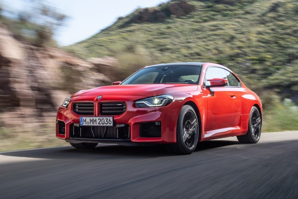 Обзор спортивного купе BMW M2 Coupe второго поколения