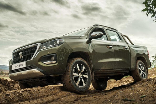 Обзор полноприводного пикапа Peugeot Landtrek фото 2