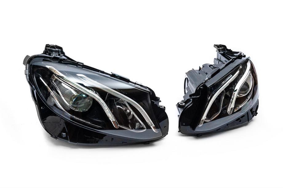 Mercedes E-class W213 2016-2023 гг. Передние фары OEM 2016-2020 (2 шт, без блоков, LED) Фото 3