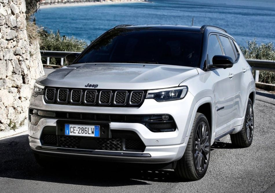 Обзор обновленного кроссовера второй генерации Jeep Compass