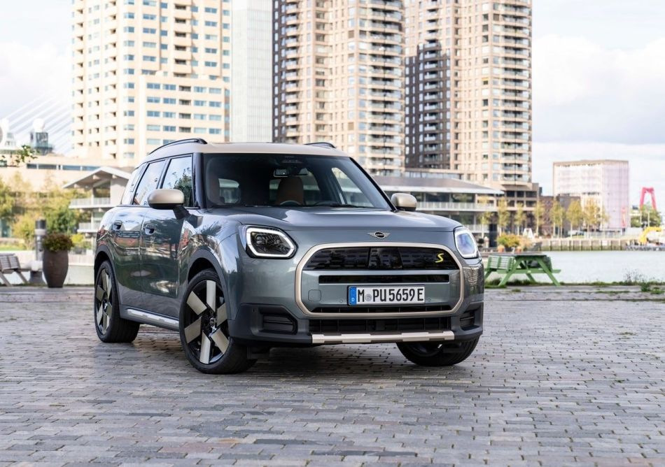 Обзор третьего поколения кроссовера MINI Countryman