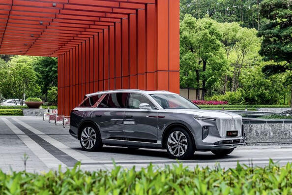 Hongqi E-HS9: роскошный электромобиль из Поднебесной
