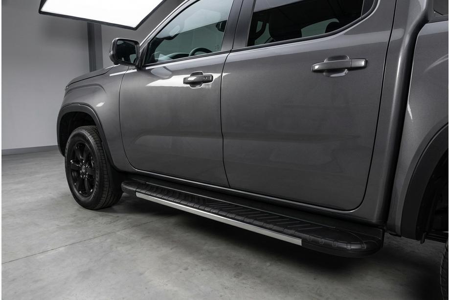 Ford Ranger 2022- гг. Боковые Подножки Bosphore Grey (2 шт., Алюминий) Image