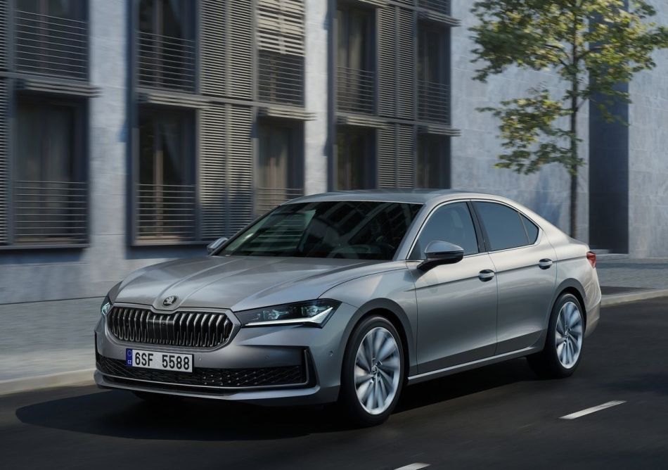 Skoda Superb: обзор четвертого поколения модели