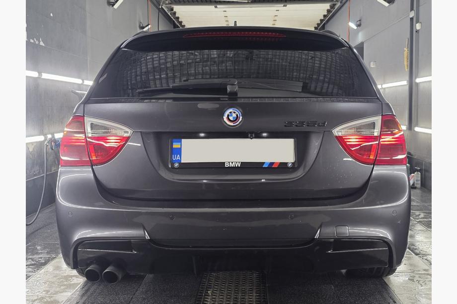 BMW 3 серия E90/E91 2005-2011 гг. Юбилейная эмблема 74мм (задняя) Image