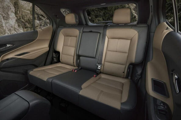 Chevrolet Equinox: обновленный кроссовер для комфортной езды фото 6