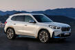 Обзор компактного электрокросовера BMW iX1 фото 2