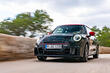 Обзор «заряженного» хэтчбека MINI John Cooper Works 3D третьего поколения фото 2