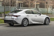 Обзор обновленного седана Lexus IS фото 3