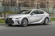 Обзор обновленного седана Lexus IS фото 1