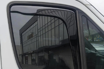Mercedes Sprinter W906 2006–2018 гг. Вставные ветровики Niken Luxury (2 шт) фото 1