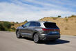 Volkswagen Touareg: обновленный кроссовер стал еще более совершенным фото 4