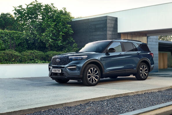 Ford Explorer Hybrid: экономический компромисс в мире крупных кроссоверов фото 2