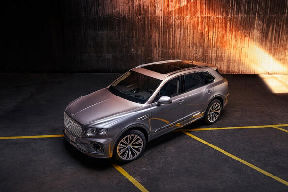 Обновленный Bentley Bentayga: роскошь в новом виде фото 4