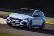 Hyundai i30 N: корейский хот-хэтч бросает вызов фото 2