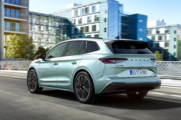 Skoda Enyaq iV: чешский электрокроссовер покоряет пространства фото 4
